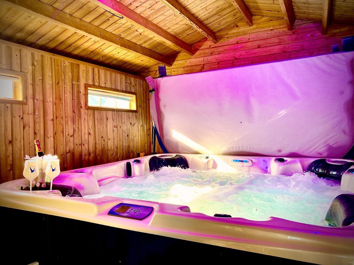 Beautiful Hot Tub Suite In Lytham St Annes Exterior foto